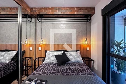 Studio de kitnet/studio para alugar com 0 quarto, 25m² em Jardim das Acácias, São Paulo
