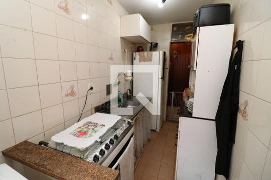 Cozinha de apartamento à venda com 3 quartos, 60m² em Tauá, Rio de Janeiro
