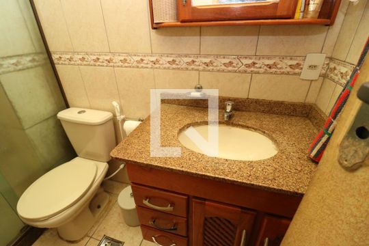 Banheiro Social de apartamento à venda com 3 quartos, 60m² em Tauá, Rio de Janeiro
