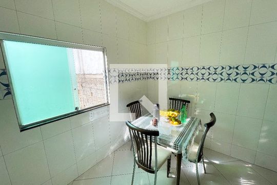 Cozinha de casa à venda com 6 quartos, 250m² em Diamante, Belo Horizonte