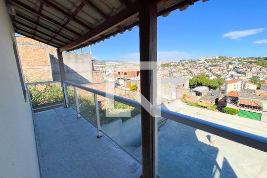 Varanda da Sala de casa à venda com 6 quartos, 250m² em Diamante, Belo Horizonte