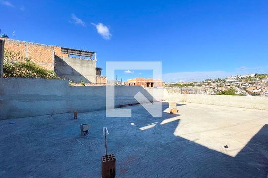 Área Externa de casa à venda com 6 quartos, 250m² em Diamante, Belo Horizonte