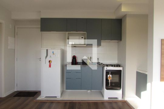 Cozinha de apartamento à venda com 1 quarto, 33m² em Butantã, São Paulo