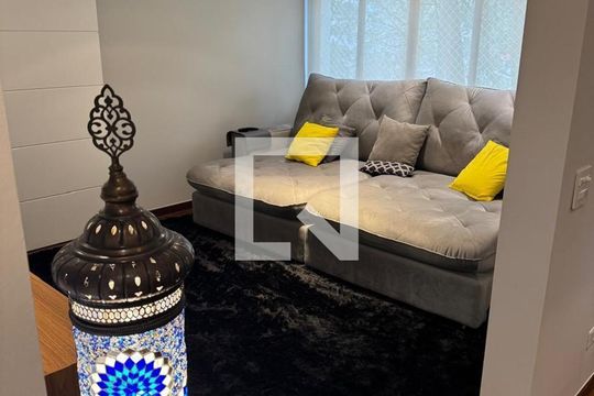 Apartamento para alugar com 4 quartos, 267m² em Jardim Ampliação, São Paulo