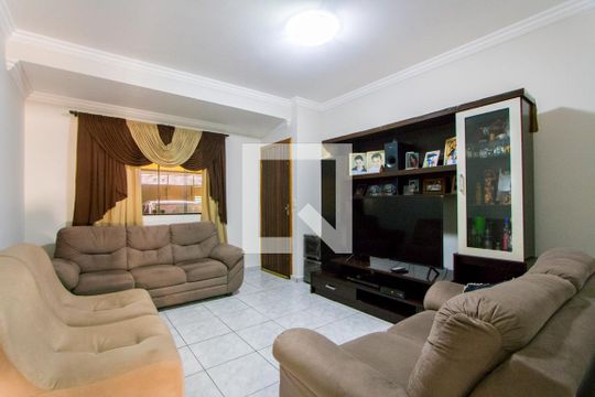 Sala de casa à venda com 3 quartos, 174m² em Vila América, Santo André