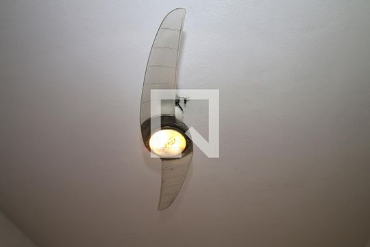 Sala - Detalhe de apartamento à venda com 3 quartos, 71m² em Penha Circular, Rio de Janeiro