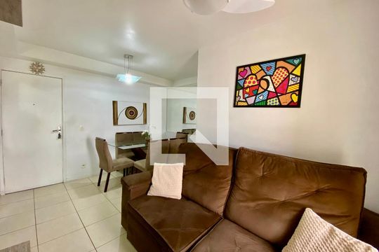 Sala de apartamento à venda com 2 quartos, 60m² em Del Castilho, Rio de Janeiro