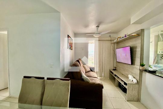 Sala de apartamento à venda com 2 quartos, 60m² em Del Castilho, Rio de Janeiro