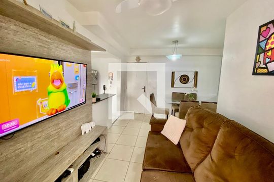 Sala de apartamento à venda com 2 quartos, 60m² em Del Castilho, Rio de Janeiro