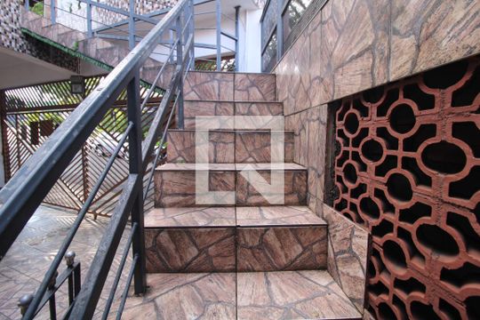 Área comum de casa à venda com 5 quartos, 268m² em Jardim Tupã, São Paulo
