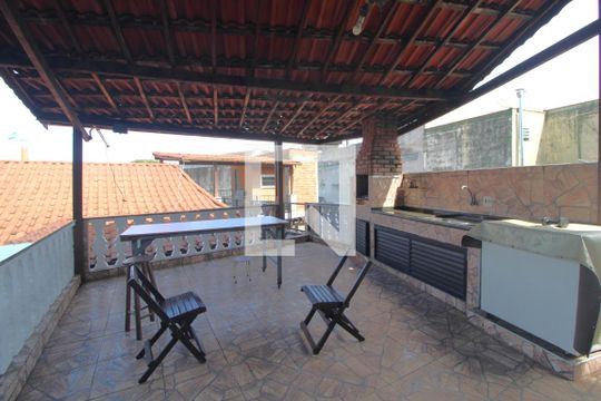 Área comum de casa à venda com 5 quartos, 268m² em Jardim Tupã, São Paulo