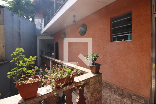 Área comum de casa à venda com 5 quartos, 268m² em Jardim Tupã, São Paulo