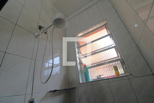Banheiro de casa à venda com 5 quartos, 268m² em Jardim Tupã, São Paulo