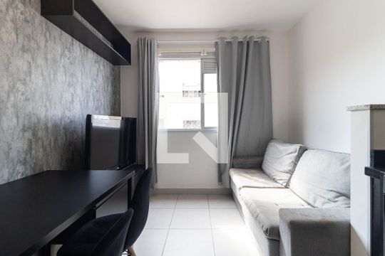 Apartamento à venda com 2 quartos, 33m² em Parque Fongaro, São Paulo