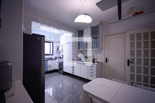 Cozinha  de apartamento à venda com 3 quartos, 176m² em Jardim da Saúde, São Paulo