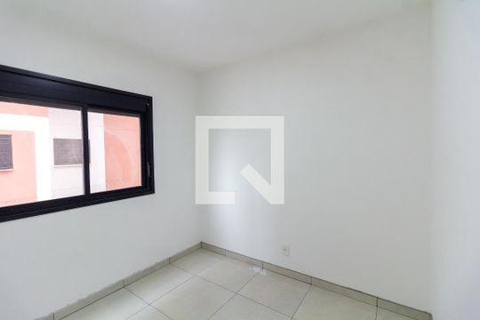 Quarto 2 de apartamento à venda com 2 quartos, 48m² em Ayrosa, Osasco