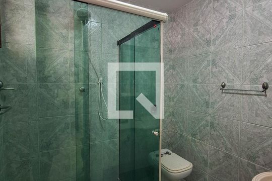 Banheiro da Suíte 1 de casa à venda com 6 quartos, 720m² em Piratininga, Niterói
