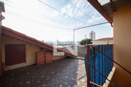 Vista de casa à venda com 4 quartos, 400m² em Vila Medeiros, São Paulo