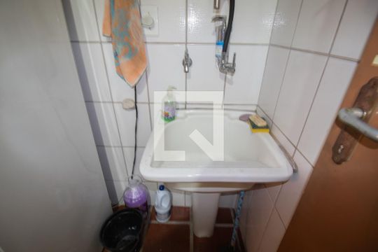 Área de Serviço de casa à venda com 4 quartos, 400m² em Vila Medeiros, São Paulo