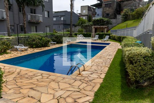 Área comum - Piscina de apartamento à venda com 2 quartos, 51m² em Bussocaba, Osasco
