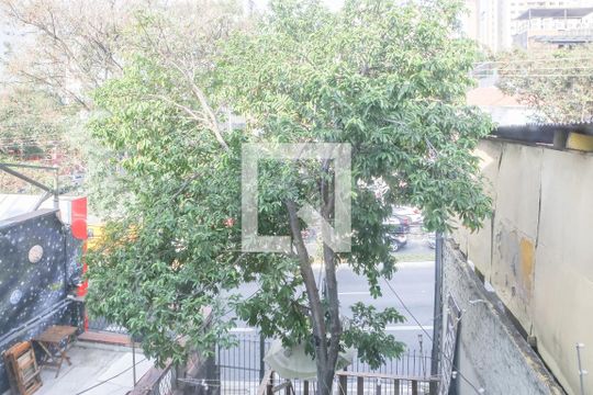 Vista da Suíte 2 de casa para alugar com 5 quartos, 300m² em Vila Pompéia, São Paulo