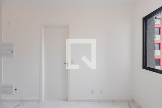 Sala de apartamento à venda com 1 quarto, 24m² em Pinheiros, São Paulo