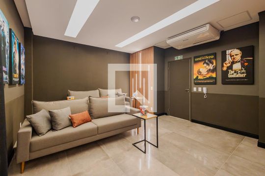 Cinema de apartamento à venda com 1 quarto, 24m² em Pinheiros, São Paulo