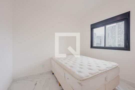 Suíte de apartamento à venda com 1 quarto, 24m² em Pinheiros, São Paulo