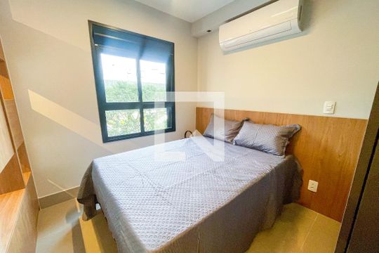 Quarto  de kitnet/studio para alugar com 1 quarto, 29m² em Pinheiros, São Paulo