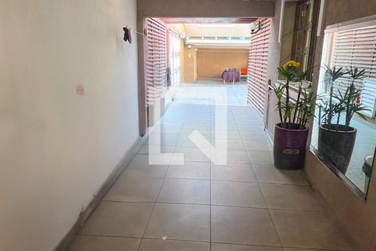 Área comum de casa à venda com 5 quartos, 390m² em Floresta, Belo Horizonte