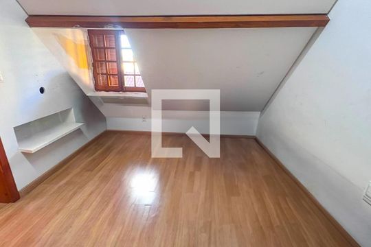 Quarto 2 de casa à venda com 5 quartos, 390m² em Floresta, Belo Horizonte