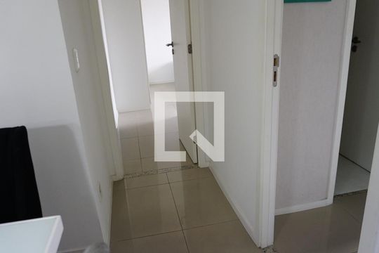 Hall Quartos de apartamento para alugar com 2 quartos, 64m² em Jacarepaguá, Rio de Janeiro