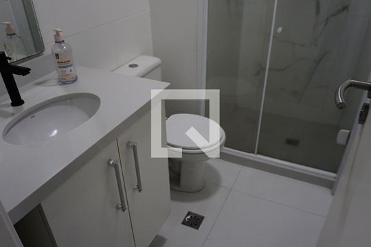 Banheiro Suite  01 de apartamento para alugar com 2 quartos, 64m² em Jacarepaguá, Rio de Janeiro
