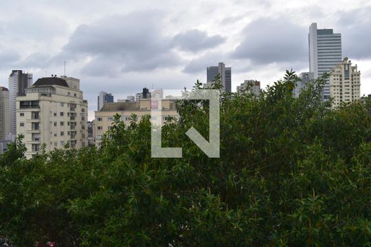 Suíte de apartamento à venda com 2 quartos, 90m² em Batel, Curitiba