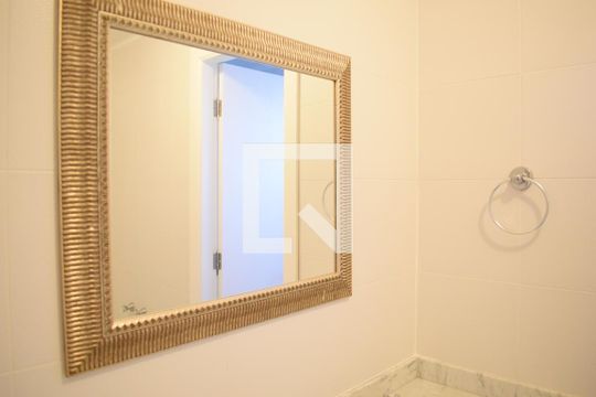 Banheiro Suíte de apartamento à venda com 2 quartos, 90m² em Batel, Curitiba