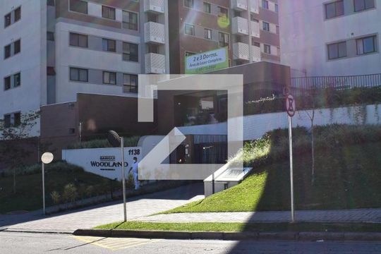 Fachada do condomínio de apartamento para alugar com 3 quartos, 74m² em Santo Inácio, Curitiba