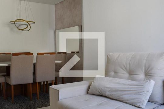 Sala de apartamento à venda com 3 quartos, 74m² em Santo Inácio, Curitiba