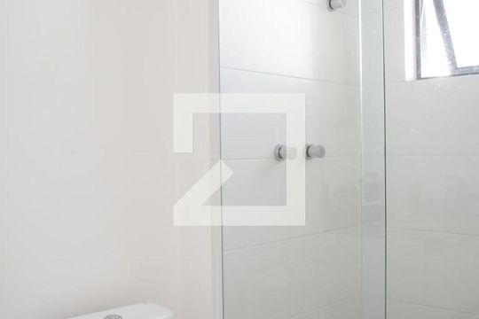 Banheiro Suíte de apartamento para alugar com 3 quartos, 74m² em Santo Inácio, Curitiba