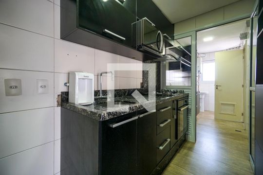 Cozinha de apartamento para alugar com 3 quartos, 97m² em Vila Gomes Cardim, São Paulo