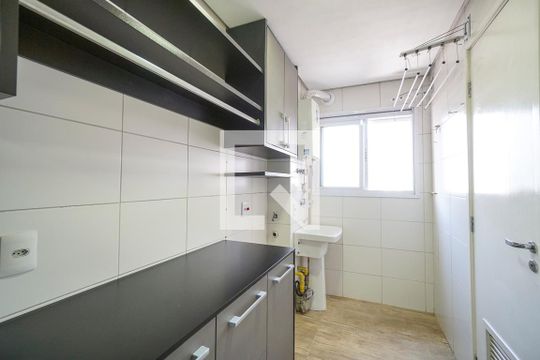 Área de serviço de apartamento para alugar com 3 quartos, 97m² em Vila Gomes Cardim, São Paulo