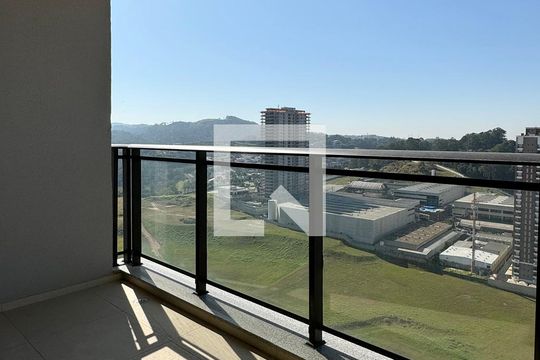 Área de Serviço de apartamento para alugar com 3 quartos, 121m² em Tamboré, Barueri