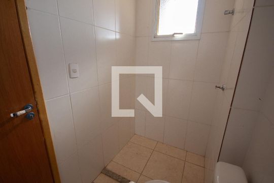 Banheiro de apartamento para alugar com 2 quartos, 50m² em Ipiranga, Ribeirão Preto