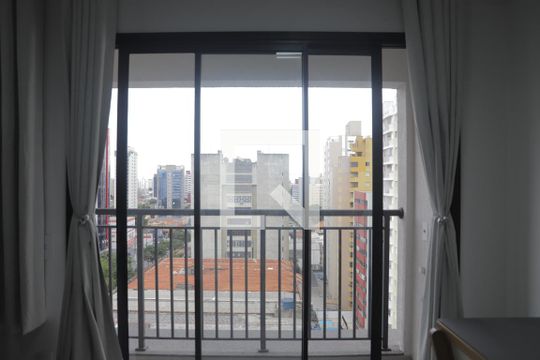 Sacada de apartamento para alugar com 1 quarto, 26m² em Mirandópolis, São Paulo