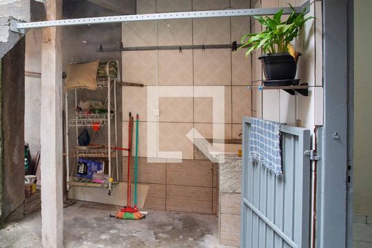 Área de Serviço de casa à venda com 4 quartos, 124m² em Piraporinha, Diadema