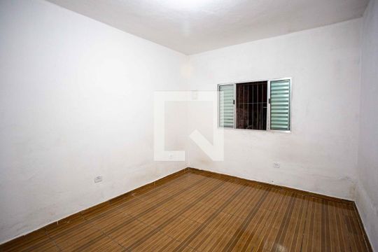 Casa à venda com 4 quartos, 124m² em Piraporinha, Diadema