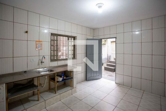 Cozinha de casa à venda com 4 quartos, 124m² em Piraporinha, Diadema
