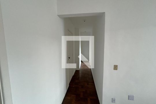 Corredor de apartamento para alugar com 2 quartos, 65m² em Méier, Rio de Janeiro