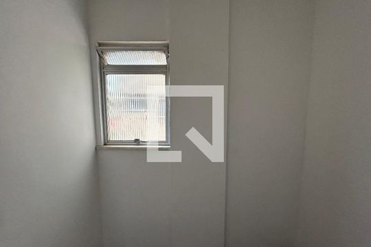 Quarto de Serviço de apartamento para alugar com 2 quartos, 65m² em Méier, Rio de Janeiro