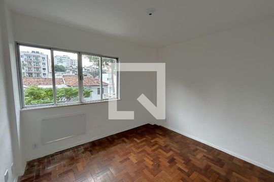 Quarto 1 de apartamento para alugar com 2 quartos, 65m² em Méier, Rio de Janeiro