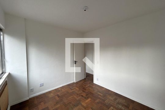 Quarto 2 de apartamento para alugar com 2 quartos, 65m² em Méier, Rio de Janeiro